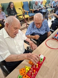 Nuestros mayores, maestros de vida
